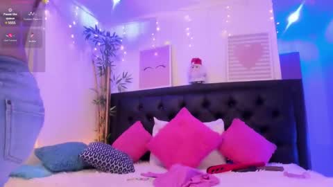 Jennifer  online show from 12.21.24