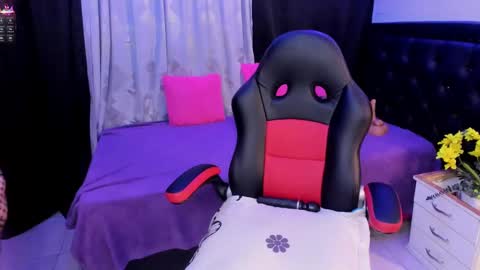 Jennifer  online show from 10.16.25