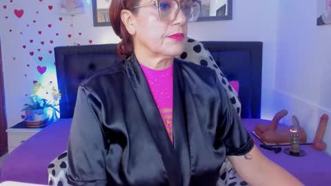 Jennifer  online show from 11.28.25