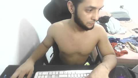 Marvin Santiago online show from 04.14.26