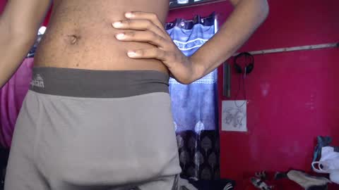 Snapshot of longdickservice01 chatting on 12.08.24 professionalbreastsucker online show from 12.08.24