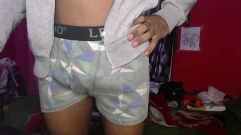 Snapshot of longdickservice01 chatting on 02.06.25 professionalbreastsucker online show from 02.06.25