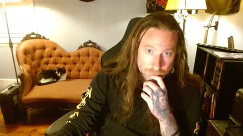 Snapshot of longhair021 chatting on 09.22.25 longhair online show from 09.22.25