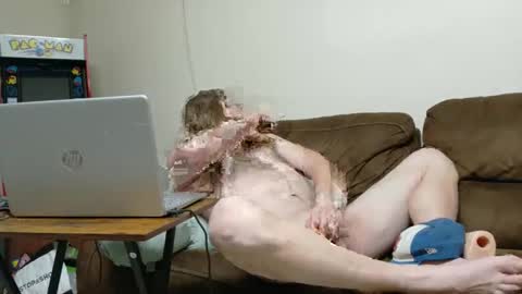 Snapshot of longhairedfreak1921 chatting on 10.21.25 longhairedfreak1921 online show from 10.21.25