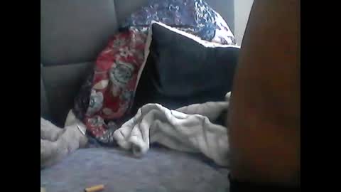 Snapshot of longjohnpurp29 chatting on 03.01.26 how can i plz u online show from 03.01.26