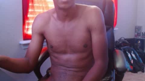 Snapshot of longknoxsteel chatting on 11.02.25 LongKnoxSteel online show from 11.02.25