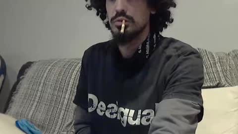 Snapshot of longnight5 chatting on 01.16.25 Alejandro Rulitos Twitter longnight55 Intagram 5longnight5 online show from 01.16.25