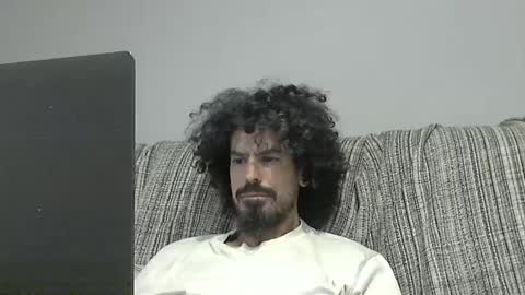 Snapshot of longnight5 chatting on 01.23.25 Alejandro Rulitos Twitter longnight55 Intagram 5longnight5 online show from 01.23.25