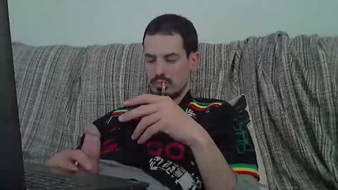 Snapshot of longnight5 chatting on 01.29.25 Alejandro Rulitos Twitter longnight55 Intagram 5longnight5 online show from 01.29.25