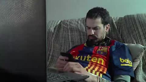 Snapshot of longnight5 chatting on 02.14.25 Alejandro Rulitos Twitter longnight55 Intagram 5longnight5 online show from 02.14.25