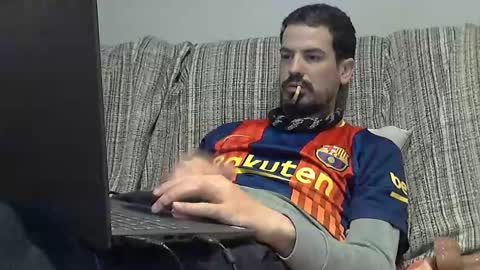 Snapshot of longnight5 chatting on 02.15.25 Alejandro Rulitos Twitter longnight55 Intagram 5longnight5 online show from 02.15.25