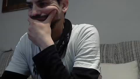 Snapshot of longnight5 chatting on 02.18.25 Alejandro Rulitos Twitter longnight55 Intagram 5longnight5 online show from 02.18.25