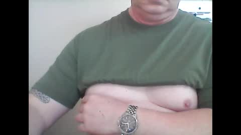 Snapshot of look823 chatting on 09.20.25 look823 online show from 09.20.25