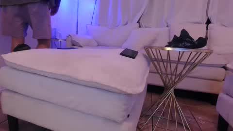 Seamus Love online show from 10.06.25