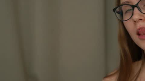 Snapshot of look_my_passion chatting on 02.07.25 Hanna online show from 02.07.25