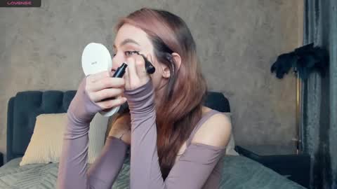 Snapshot of look_my_passion chatting on 02.10.25 Hanna online show from 02.10.25