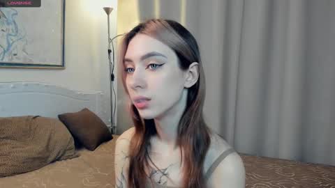 Snapshot of look_my_passion chatting on 02.16.25 Hanna online show from 02.16.25