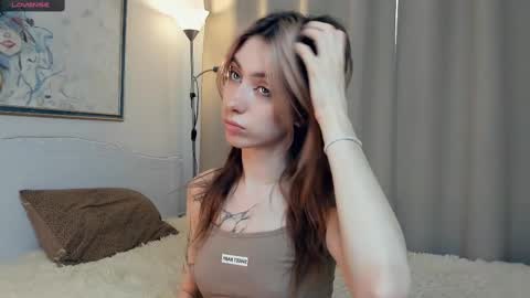 Snapshot of look_my_passion chatting on 02.22.25 Hanna online show from 02.22.25