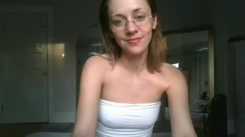 Elanor online show from 09.09.25