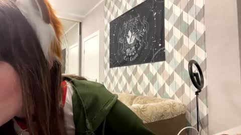 EVA online show from 10.15.25