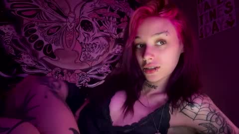 lookingforlona online show from 09.28.25