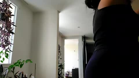 Snapshot of loolaunshaved chatting on 07.20.26 loolaunshaved online show from 07.20.26