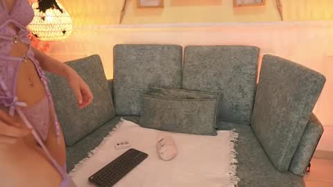 Loona Nyx online show from 10.06.25