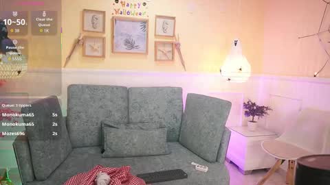 Loona Nyx online show from 10.28.25