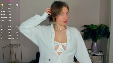 Snapshot of loookat_me chatting on 05.23.26 Jina online show from 05.23.26