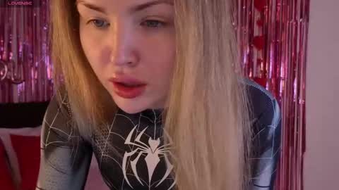 Lora online show from 02.22.26