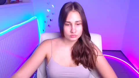 Lora online show from 10.15.25