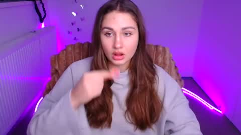 Lora online show from 02.10.26