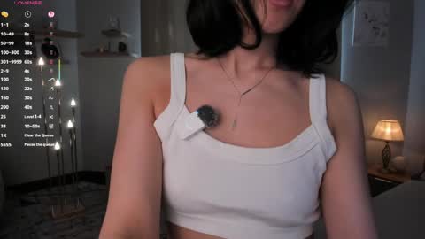 Lora control 2 min for every new Fan Club subscriber online show from 03.29.26