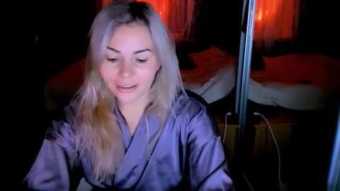 Lora online show from 09.30.25