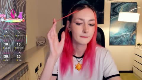 Lora online show from 10.10.25