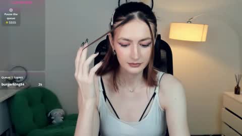 Lora online show from 11.16.25