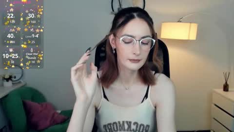 Lora online show from 11.30.25