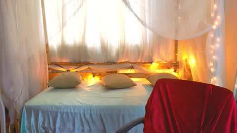 loreanis online show from 11.16.25