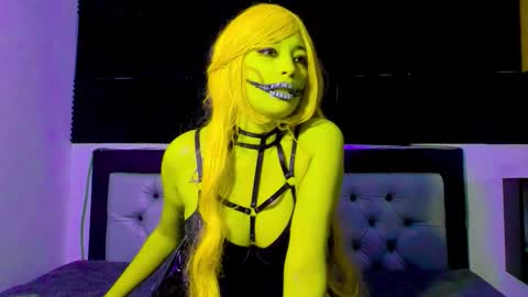 Snapshot of loredepp chatting on 10.14.25 Lore Depp online show from 10.14.25