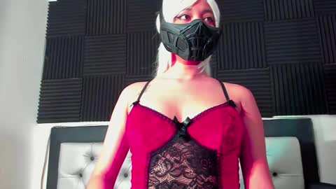 Snapshot of loredepp chatting on 10.19.25 Lore Depp online show from 10.19.25