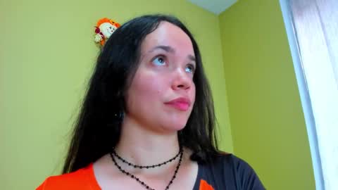 Snapshot of loreen_grey chatting on 10.01.25 Loren Grey online show from 10.01.25