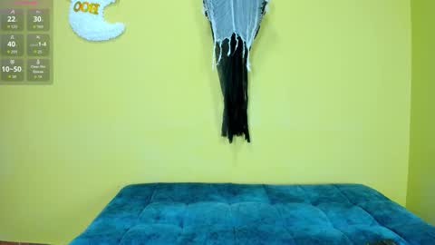 Snapshot of loreen_grey chatting on 10.18.25 Loren Grey online show from 10.18.25