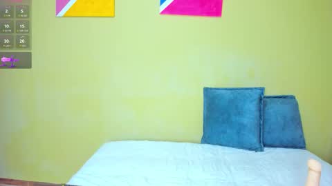 Snapshot of loreen_grey chatting on 11.06.25 Loren Grey online show from 11.06.25