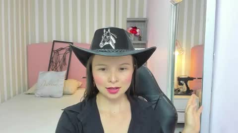 lorelaigiven online show from 01.14.25