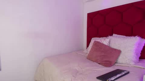 LORELI online show from 09.12.25