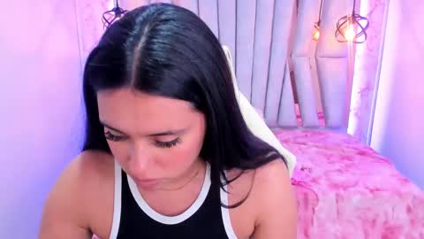 lorem_adams online show from 03.05.25