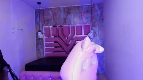 lorem_adams online show from 09.10.25