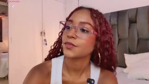 Lorena Vieira  online show from 09.23.25