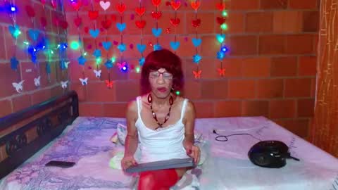 Lorena Capelli online show from 01.14.25