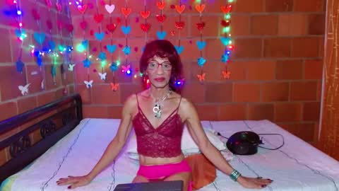 Lorena Capelli online show from 02.10.25